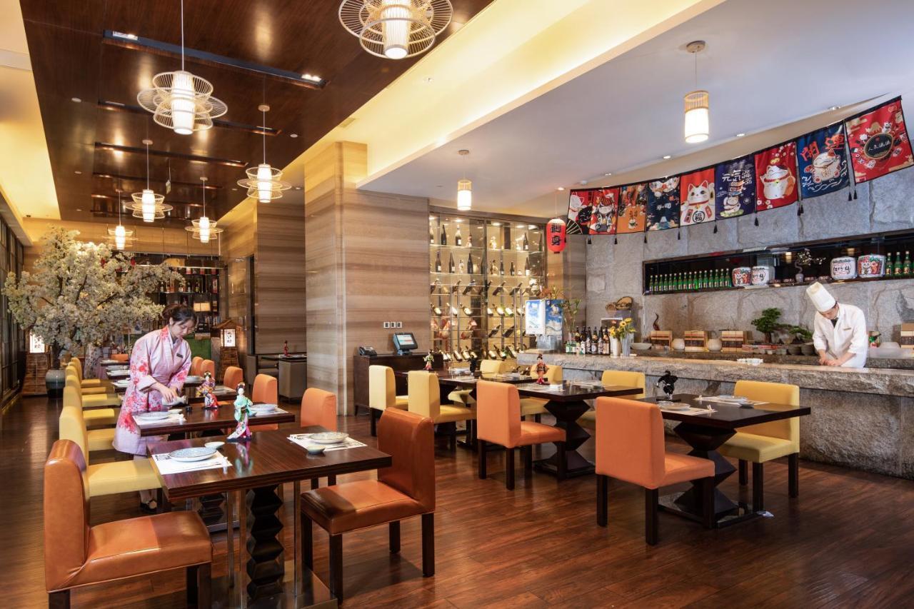 Wyndham Grand Plaza Royale Colorful Yunnan Hotel Kunming Eksteriør billede