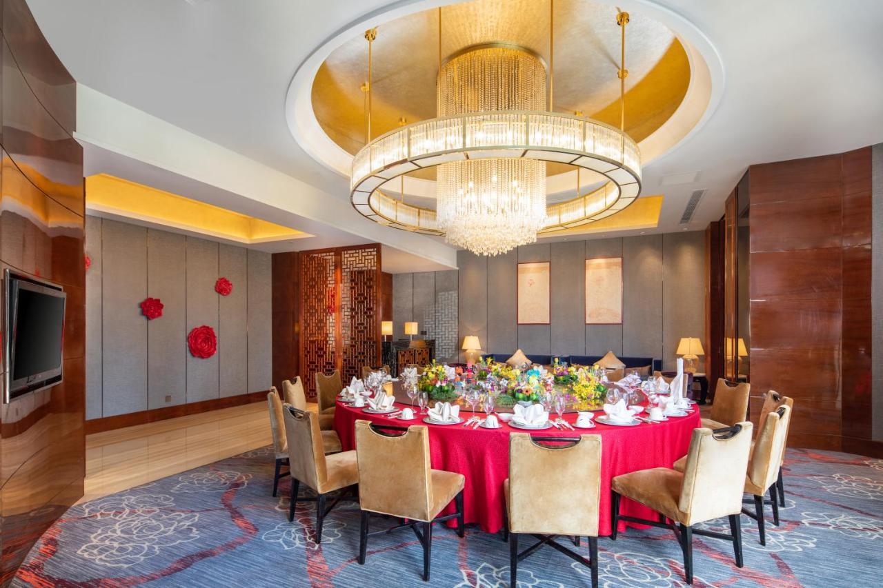Wyndham Grand Plaza Royale Colorful Yunnan Hotel Kunming Eksteriør billede