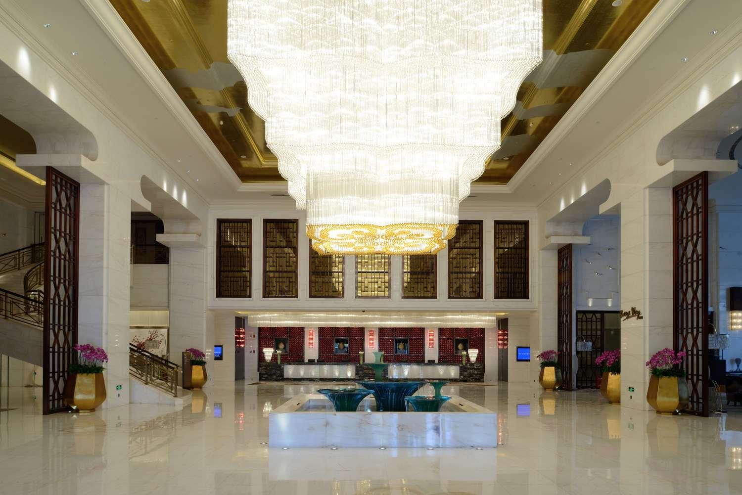 Wyndham Grand Plaza Royale Colorful Yunnan Hotel Kunming Eksteriør billede