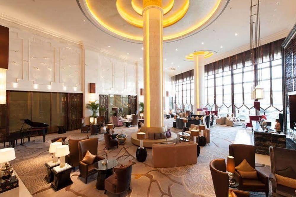 Wyndham Grand Plaza Royale Colorful Yunnan Hotel Kunming Eksteriør billede