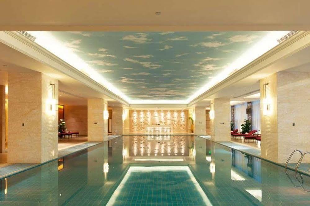 Wyndham Grand Plaza Royale Colorful Yunnan Hotel Kunming Eksteriør billede